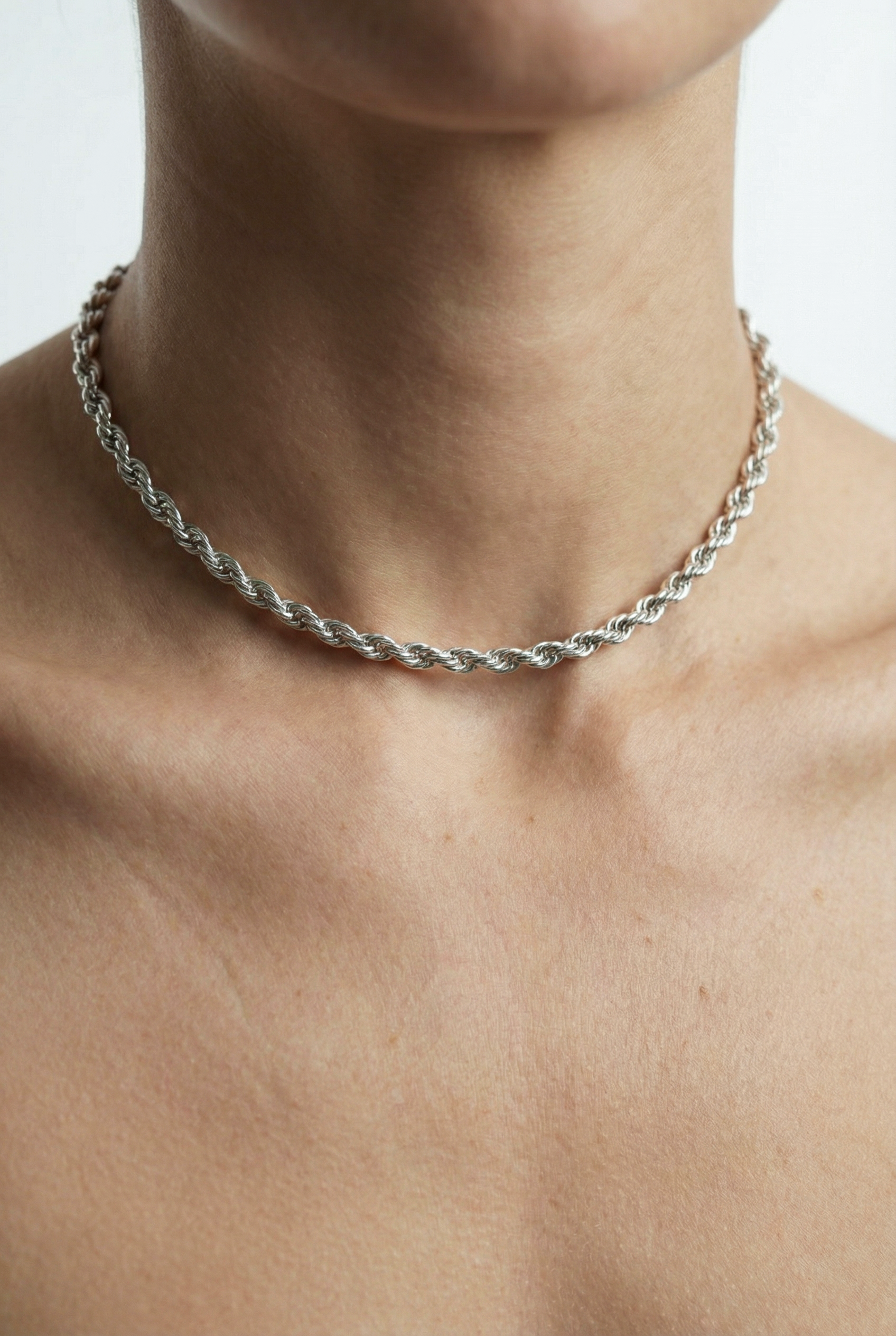 Twisted Chain Necklace – Silver 925 – Jent Louis Twisted Chain Necklace – Silver 925 – Jent Louis